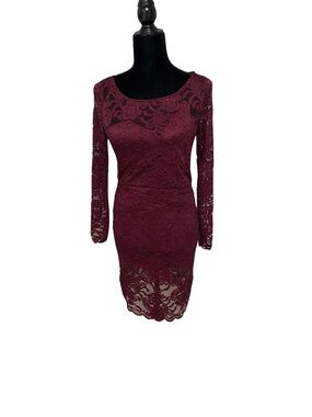 Ambiance Burgundy Lace Long-Sleeve Bodycon👗 Size L